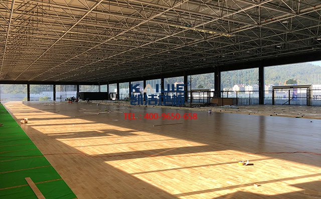 55大东北熟女啪啪嗷嗷叫 衡阳市铁一中学生体育馆运动木地板工程案例——凯洁地板