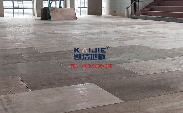 55大东北熟女啪啪嗷嗷叫 江苏省泰州市紫荆河小学体育馆运动木地板工程案例——凯洁地板