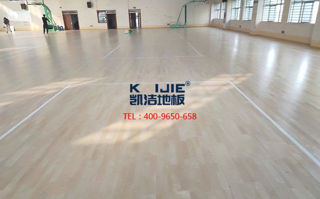 55大东北熟女啪啪嗷嗷叫 江苏省泰州市紫荆河小学体育馆运动木地板工程案例——凯洁地板