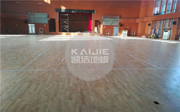 河南焦作中学体育馆木地板项目案例