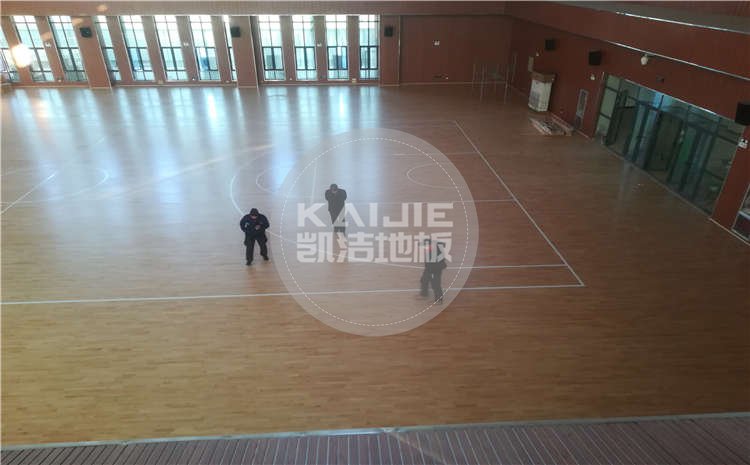 55大东北熟女啪啪嗷嗷叫 焦作一中学校体育馆木地板项目案例图片