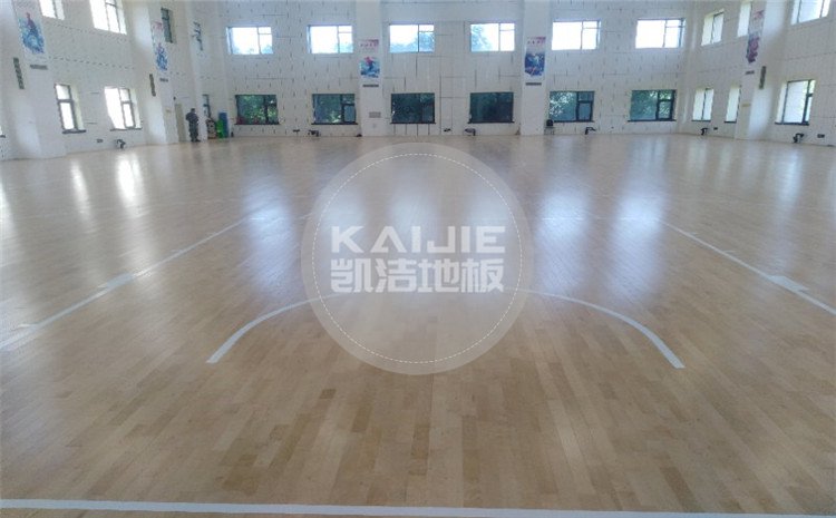 55大东北熟女啪啪嗷嗷叫 中国空中交通管制综合训练场篮球馆木地板案例