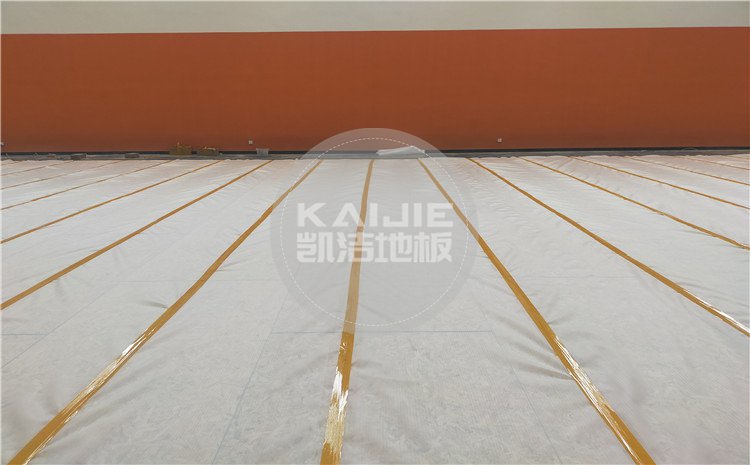 57pao国产成视频永久 广州天河区长大公路培训学校篮球馆木地板案例-凯洁体育地板