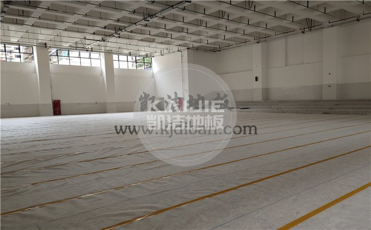 四川绵阳实验中学体育馆木地板项目-凯洁体育木地板厂家