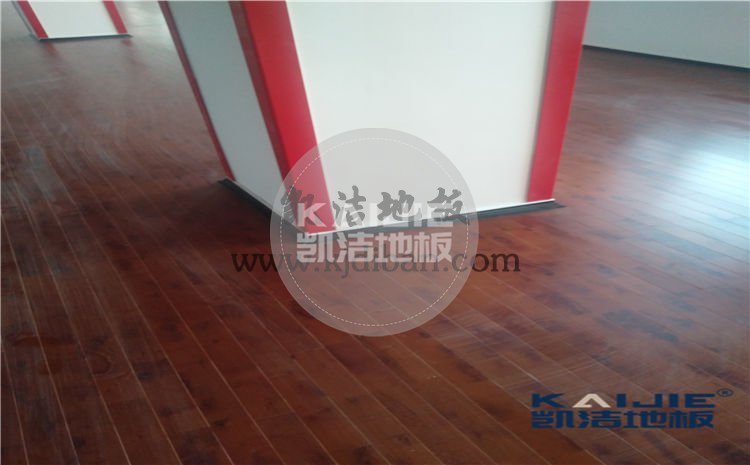 山东省莱州市中华武校体育馆木地板项目