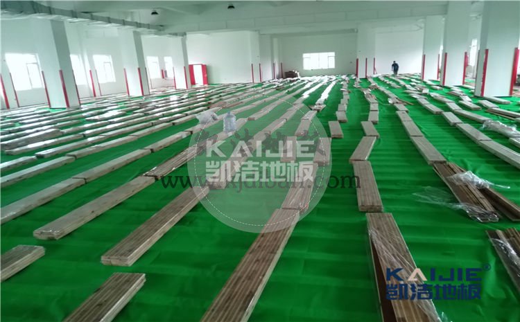 山东省莱州市中华武校体育馆木地板项目