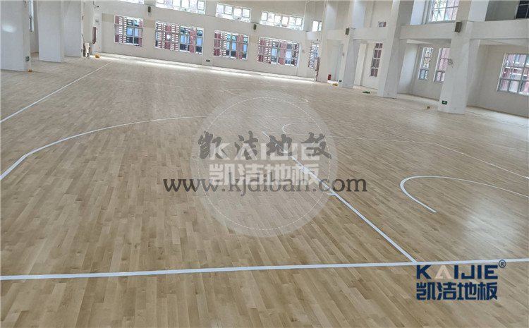 河南鹤壁辅仁中小学体育馆木地板案例