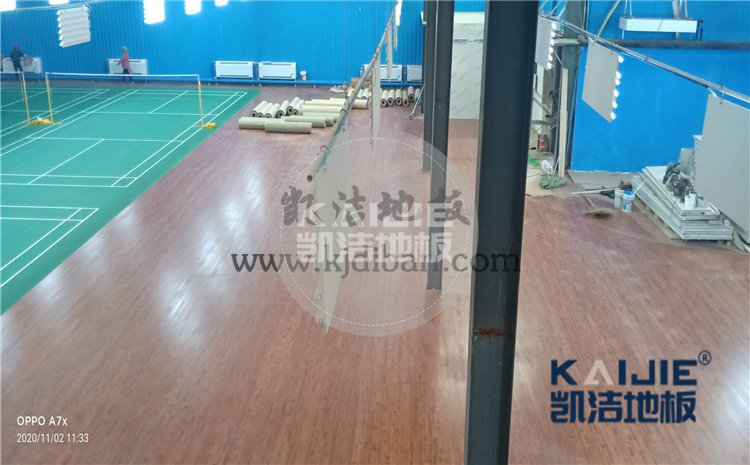55大东北熟女啪啪嗷嗷叫 北京市海淀区铁盟物流篮球馆和羽毛球馆木地板案例