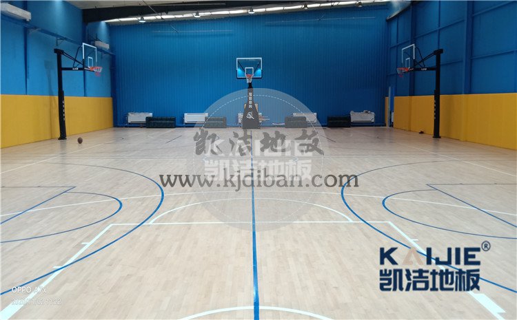 55大东北熟女啪啪嗷嗷叫 北京市海淀区铁盟物流篮球馆和羽毛球馆木地板案例