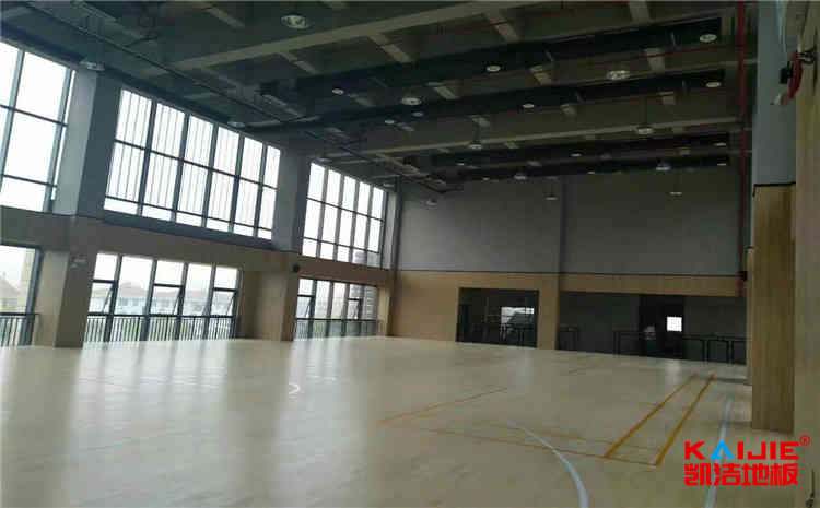 学校篮球场地木地板规格