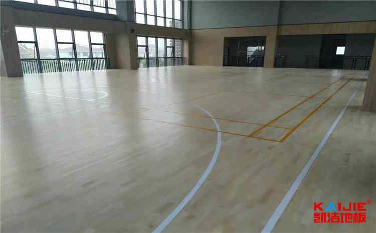 57pao国产成视频永久 拉萨体育木地板一平米多少钱