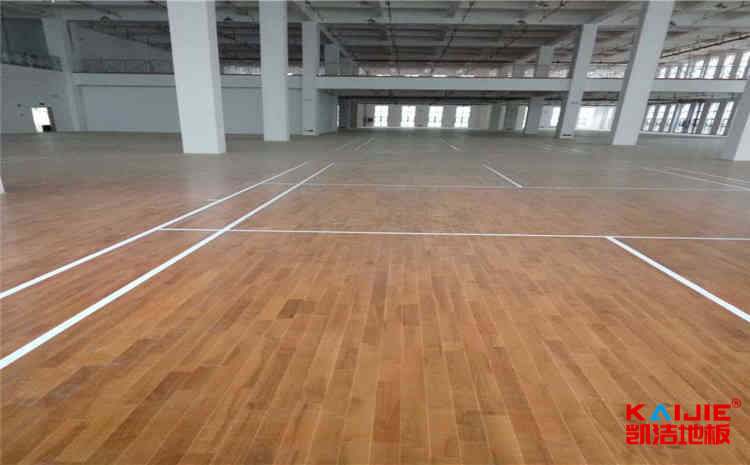 55大东北熟女啪啪嗷嗷叫 江西运动木地板厂家电话